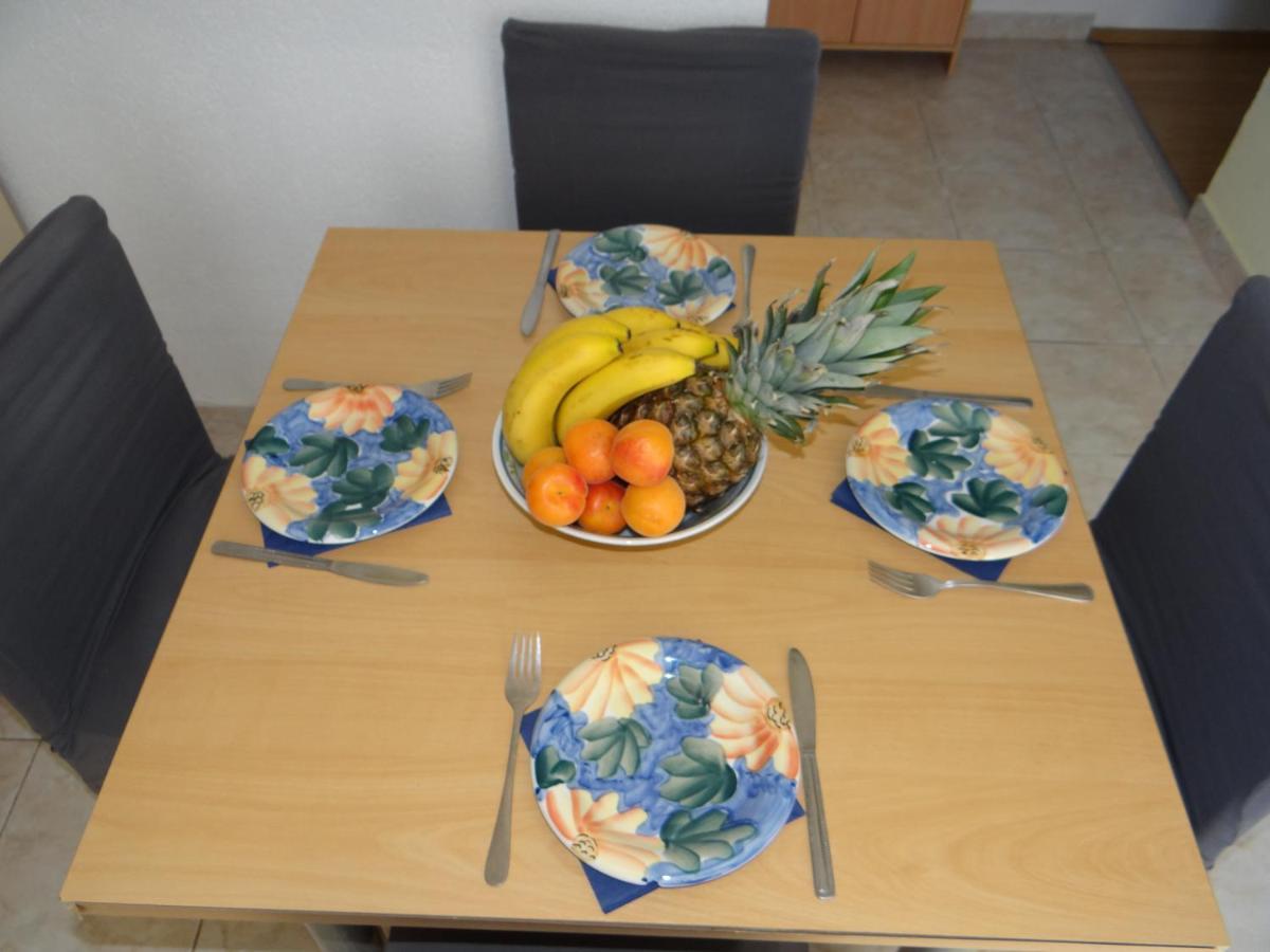 Apartmani Mara Rogoznica Rogoznica  Exterior foto