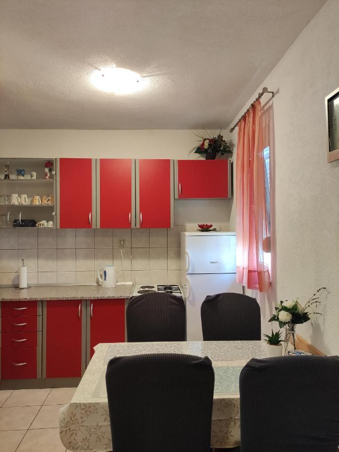 Apartmani Mara Rogoznica Rogoznica  Exterior foto